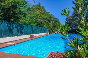 MrBrown Aurelia Residence with Pool